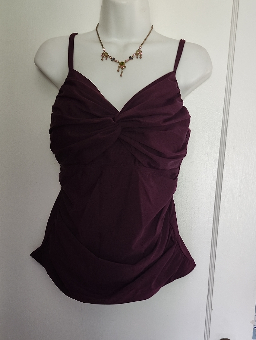 Women’s Twist-Front Burgundy Tankini Top Size 10